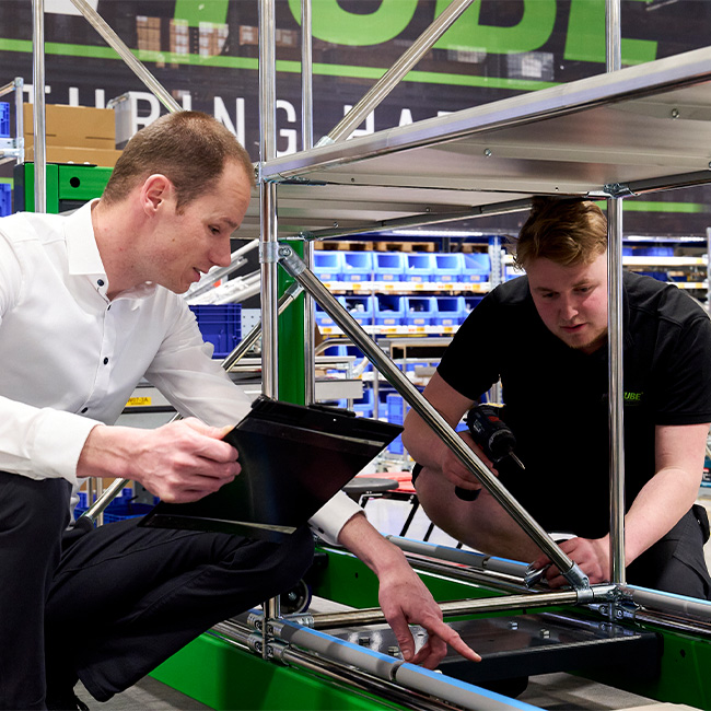 Building with Tube & Joint