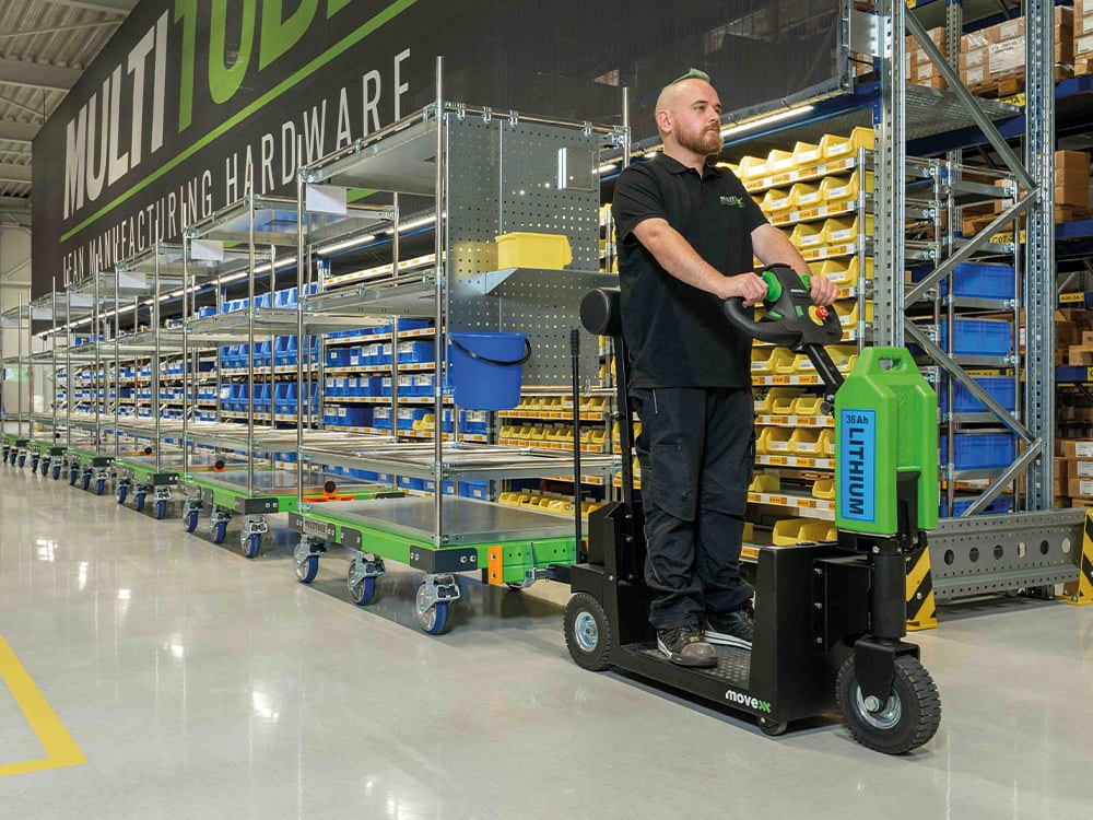 tugger trains voor lean productie