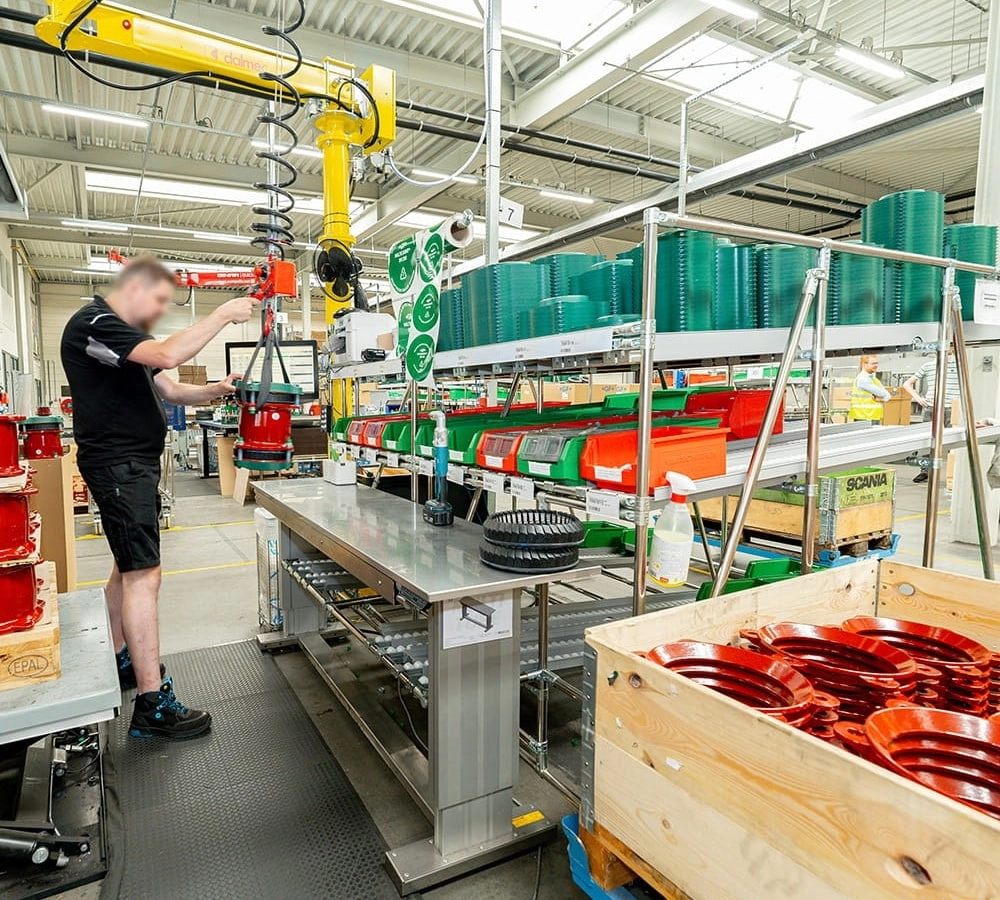 Maatwerk magazijnkarren